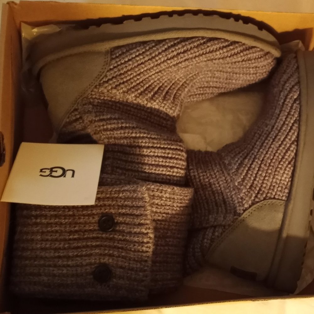 Brand new classic Cardy Uggs
